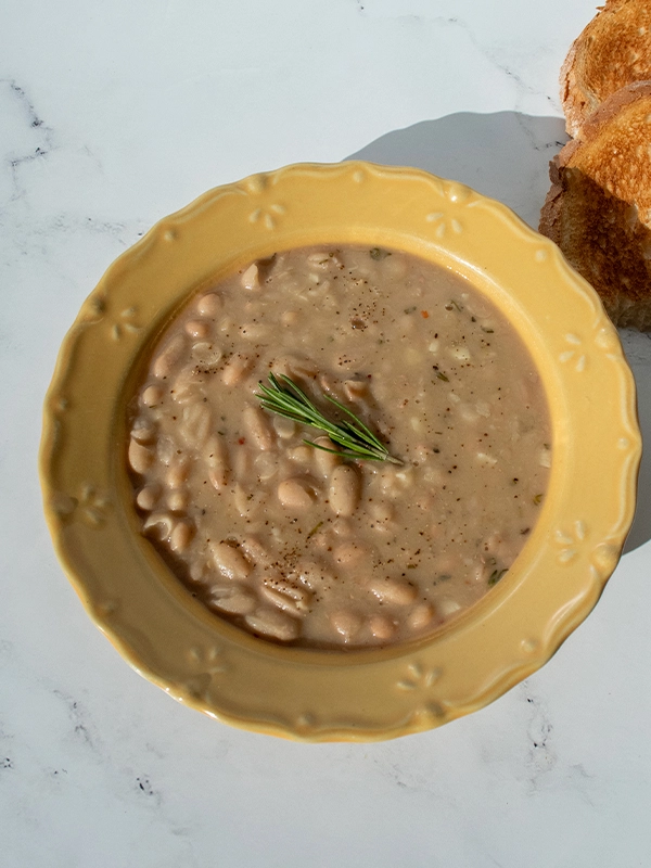 Hearty Rosemary White Bean Soup